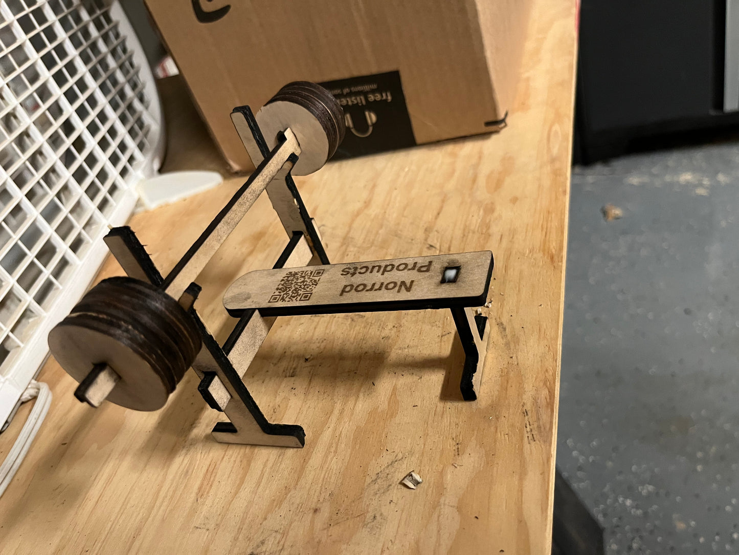 Bench press (mini wooden)